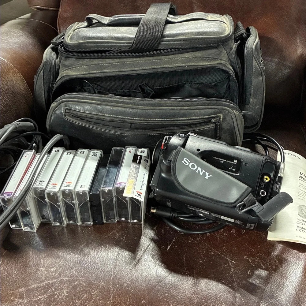 VTG 1998 Sony Handycam Video Camera Recorder